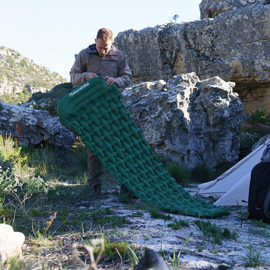 Colchón Inflable Naturehike Individual con Bomba a Pie y Cabecera